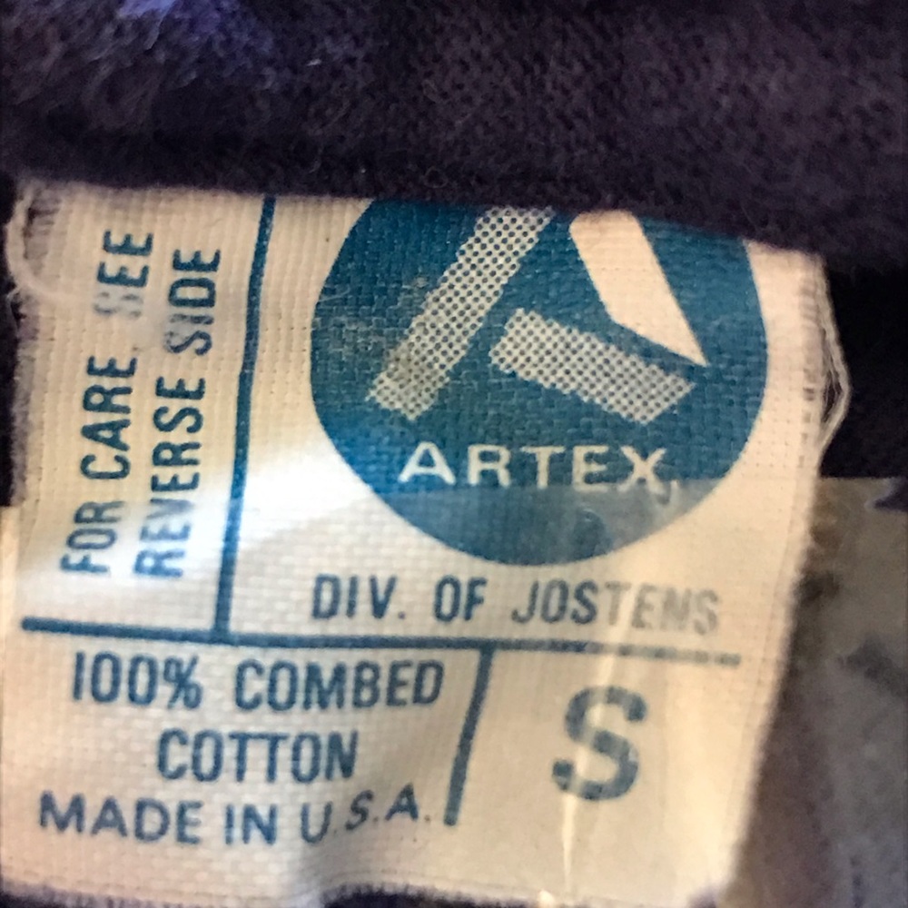 Vintage Disney Epcot Screen print Tee - Picture 6 of 6